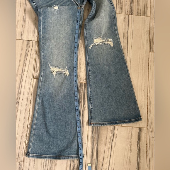 NWT Buckle Hidden Happi High Rise Flare Jeans - Picture 14 of 16